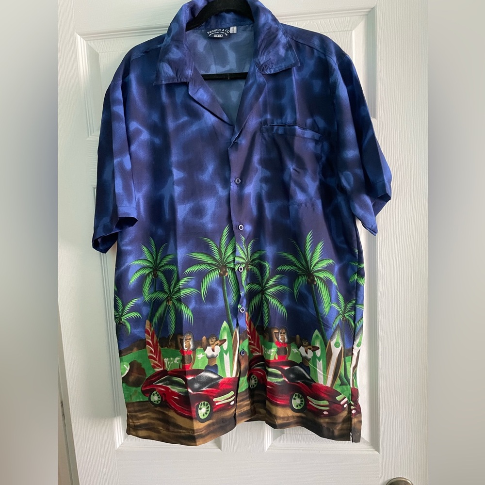 Pacific & Co. Hawaiian Shirt Men’s Medium Palms Car Aloha Blue